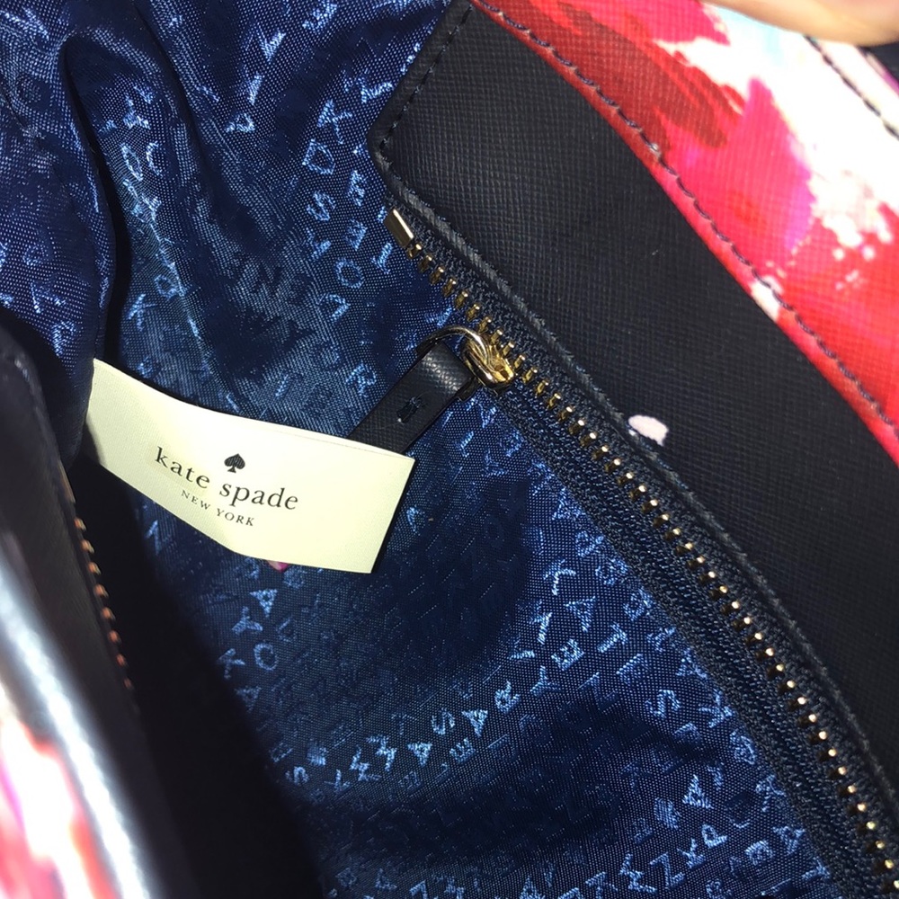 Kate Spade Purse - Picture 5 of 5